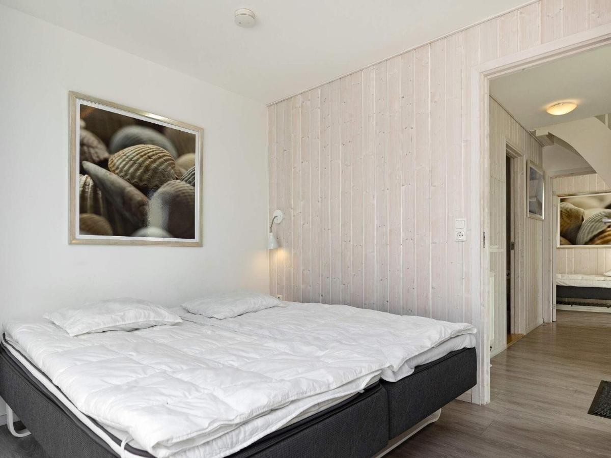 Two-bedroom In 17 Holiday home *